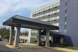 Parking at Clarion BWI Airport Hotel