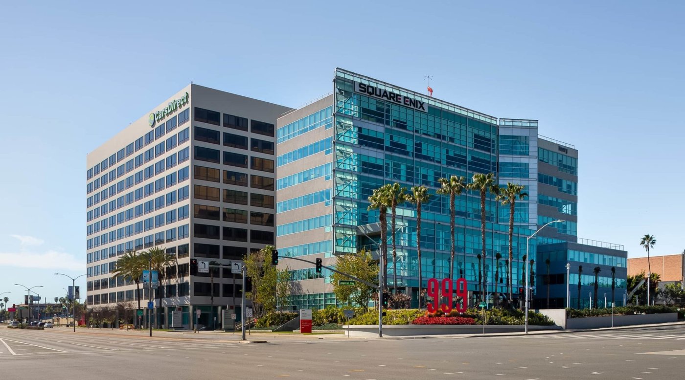 Parking at 909 Pacific Coast Hwy Garage