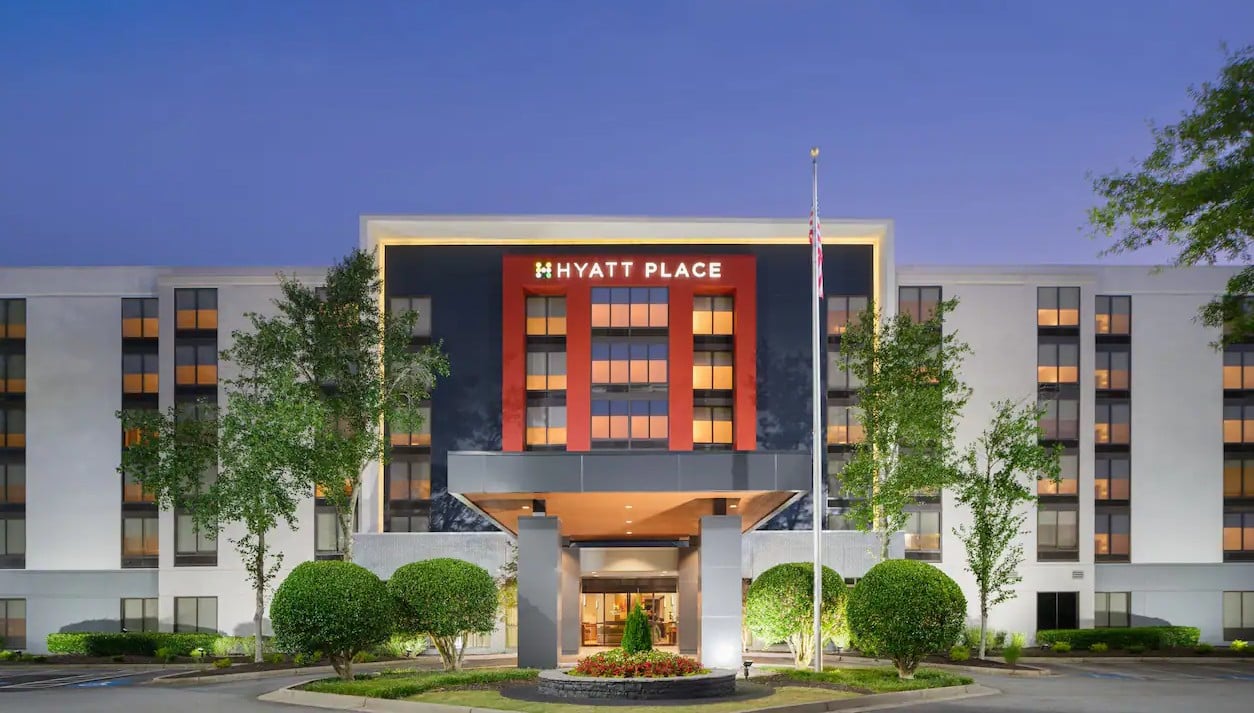 Parking at Hyatt Place Roanoke Airport Valley