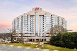 Parking at Washington Marriott Dulles Suites