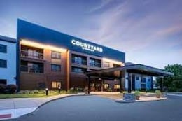 Parking at Courtyard by Marriott Columbus Airport