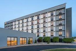 Parking at Comfort Inn and Suites Buffalo