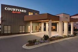 Parking at Courtyard by the Marriott North CLT