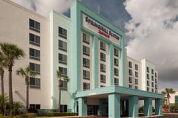 Parking at Springhill Suites by Marriott MCO