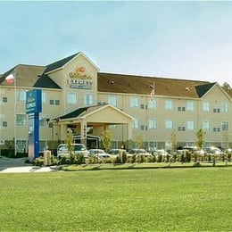 Parking at Comfort Inn and Suites IAH