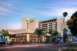Parking at Courtyard by Marriott Indoor Long Beach Cruise Parking