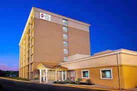 Parking atBest Western Plus the Charles Hotel near St. Louis Airport Parking