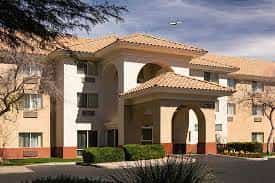 Parking atCountry Inn & Suites by Radisson, Phoenix Airport near Phoenix Sky Harbor Airport Parking