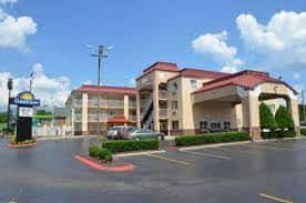 Parking atDays Inn by Wyndham BNA Airport near Nashville Airport Parking