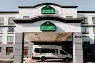 Parking atWingate by Wyndham Chantilly Dulles Airport near Dulles Airport Parking