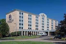 Parking atDoubleTree by Hilton Hotel Pittsburgh Airport near Pittsburgh Airport Parking