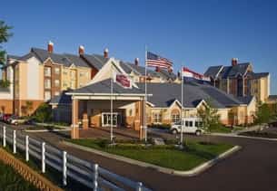 Parking atResidence Inn MCI Airport near Kansas City Airport Parking
