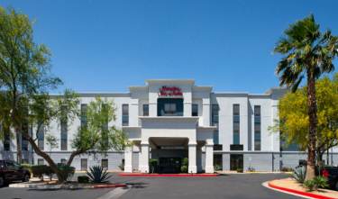 Parking at Hampton Inn and Suites - LAS near Las Vegas Airport Parking