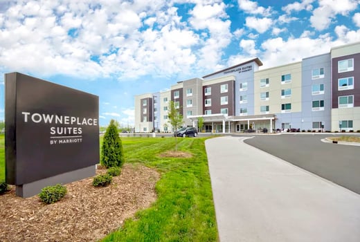 Parking at Towne Place Suites Raleigh-Durham near Raleigh-Durham Airport Parking