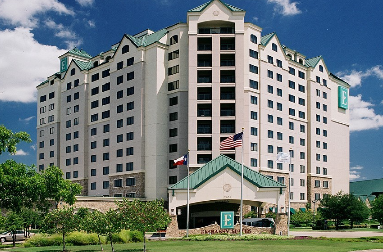 Parking at Embassy Suites Grapevine North DFW near Dallas Fort Worth Airport Parking