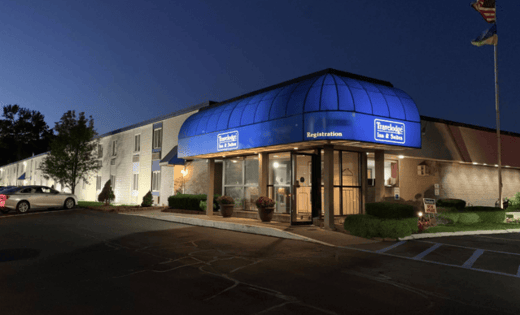 Parking at Travelodge Inn & Suites by Wyndham Albany near Albany Airport Parking