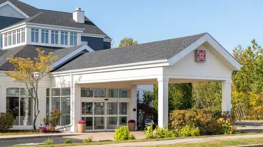 Parking at Hilton Garden Inn PWM near Portland Jetport