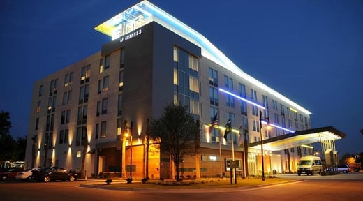 Parking at Aloft by Marriott Buffalo near Buffalo Airport Parking