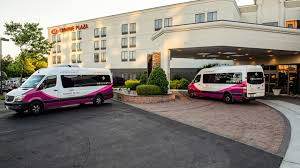 Parking at IAD Crowne Plaza near Dulles Airport Parking