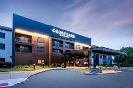Parking at Courtyard by Marriott Columbus Airport