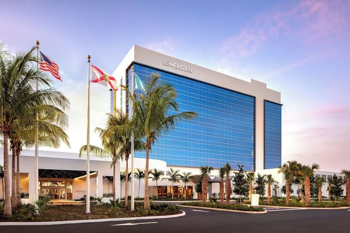 Parking at Le Meridien Dania Beach FLL