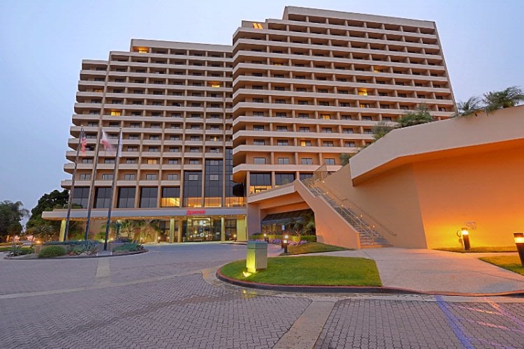 Parking at La Jolla Marriott San Diego Airport